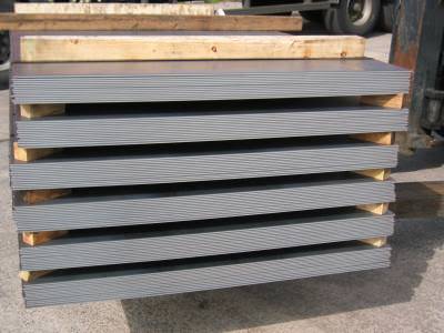 Steel plate transport