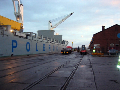 Vessel unloading